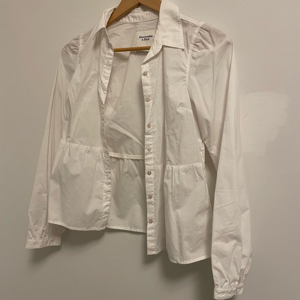 Abercrombie & Fitch Button-up Blouse